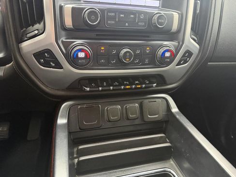 Used 2018 GMC Sierra 1500 SLT image 33