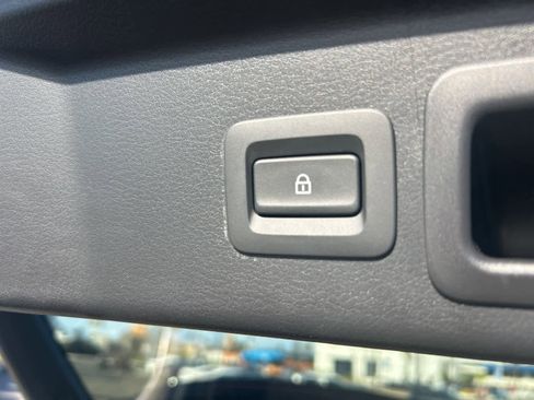 Used 2024 MAZDA CX-30 Carbon image 31