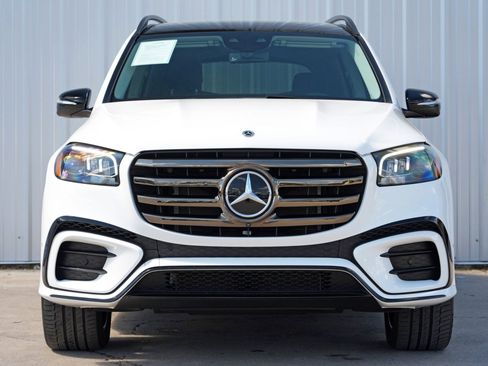 Used 2024 Mercedes-Benz GLS 580 GLS 580 w/ Night Package image 7