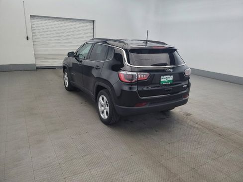 Used 2020 Jeep Compass Latitude FWD image 5