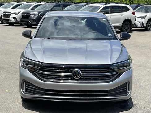Used 2024 Volkswagen Jetta Sport FWD image 8