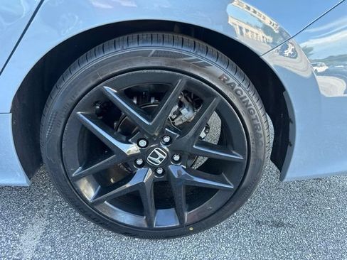 Used 2023 Honda Civic Sport image 13