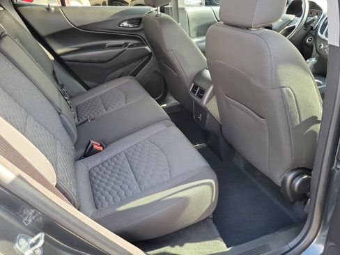 Used 2020 Chevrolet Equinox LT FWD image 17