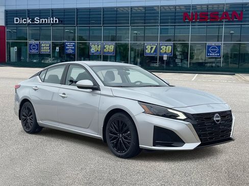 New 2025 Nissan Altima 2.5 SV w/ SV Special Edition Package image 1