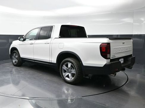 Certified 2025 Honda Ridgeline RTL image 7