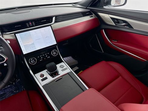 New 2024 Jaguar XF R-Dynamic SE image 24