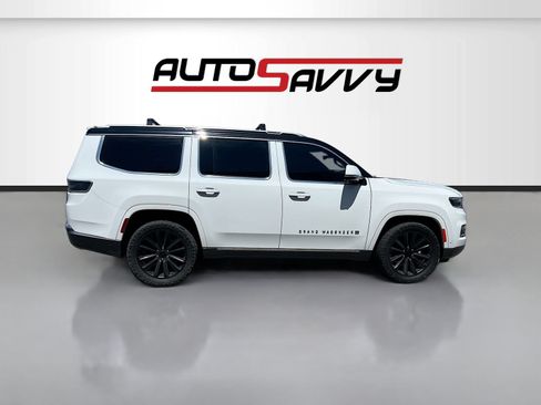 Used 2022 Jeep Grand Wagoneer Series II w/ Convenience Group III AWD/4WD image 8
