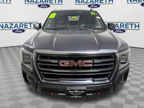 Used 2023 GMC Yukon AT4 image 2