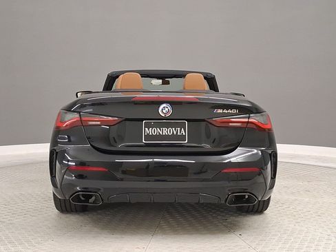 Used 2023 BMW M440i Convertible w/ Shadowloine Package RWD image 10