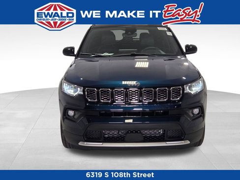 New 2026 Jeep Compass Limited image 17