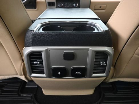 Used 2018 Ford F250 Lariat w/ Lariat Ultimate Package AWD/4WD image 26