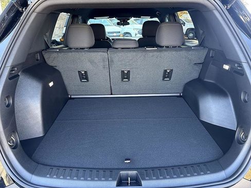 New 2026 Chevrolet Equinox LT image 11