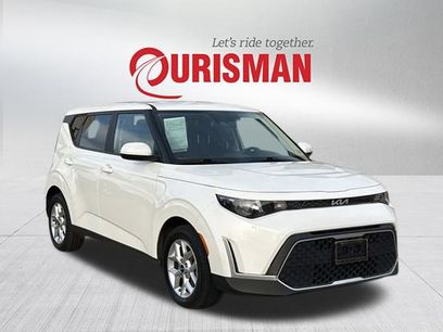 Used 2023 Kia Soul LX w/ LX Technology Package