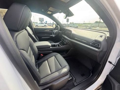 New 2026 Chevrolet Traverse LT AWD/4WD image 16