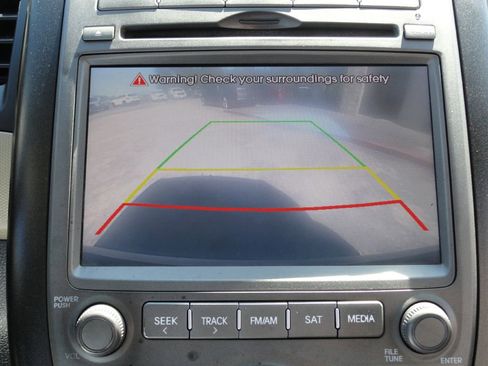 Used 2013 Kia Soul ! w/ Premium Pkg image 21