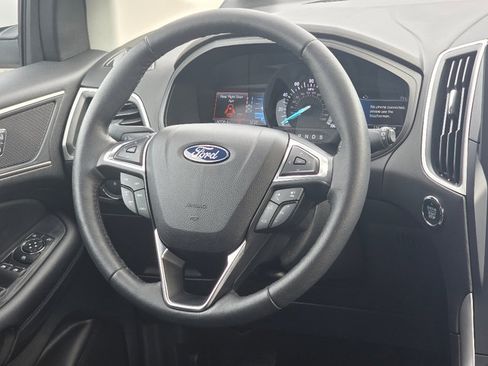 Used 2022 Ford Edge SEL w/ Convenience Package image 25