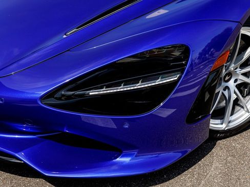 New 2026 McLaren 750S Spider RWD image 44