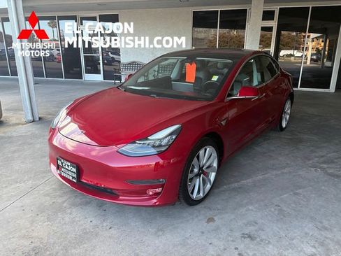 Used 2018 Tesla Model 3 Long Range RWD image 7