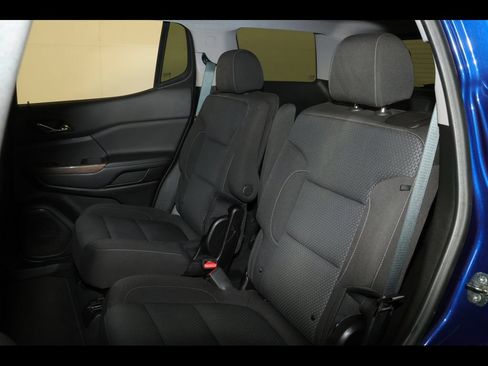 Used 2023 GMC Acadia SLE w/ Driver Convenience Package AWD/4WD image 31