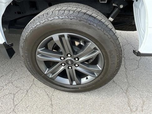 Used 2023 Ford F150 XLT w/ Equipment Group 302A High image 11