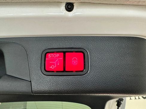 Certified 2022 Mercedes-Benz GLC 300 4MATIC image 35