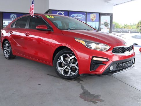 Used 2020 Kia Forte LXS FWD image 3