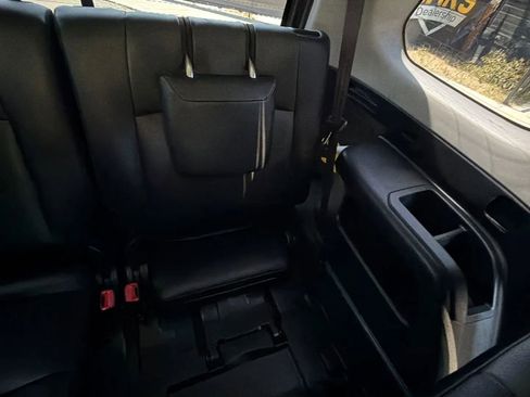 Used 2015 Toyota 4Runner SR5 Premium RWD image 32