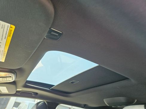 Used 2025 Dodge Durango GT image 28