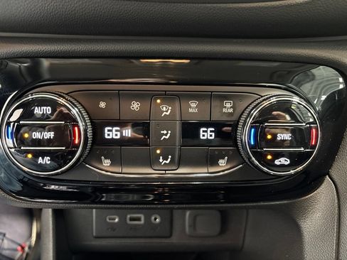 Used 2023 Buick Encore GX Select w/ Safety Package II FWD image 20