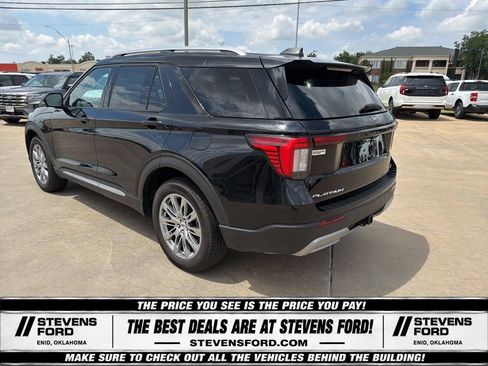 Used 2025 Ford Explorer Platinum AWD/4WD image 10