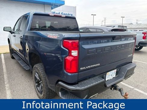 Used 2022 Chevrolet Silverado 1500 Custom Trail Boss w/ Safety Confidence Package AWD/4WD image 9