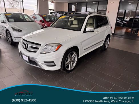 Used 2015 Mercedes-Benz GLK 350 4MATIC image 1