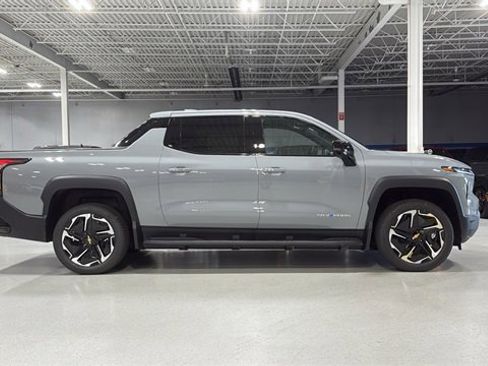 New 2026 Chevrolet Silverado EV LT image 3