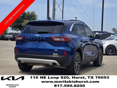 Used 2023 Ford Escape SE FWD image 4