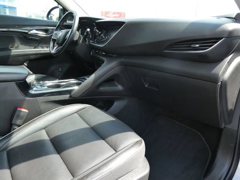 Certified 2021 Buick Envision Essence w/ Technology Package I FWD image 15