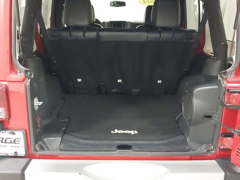 Used 2014 Jeep Wrangler Unlimited Sahara w/ Max Tow Package image 26