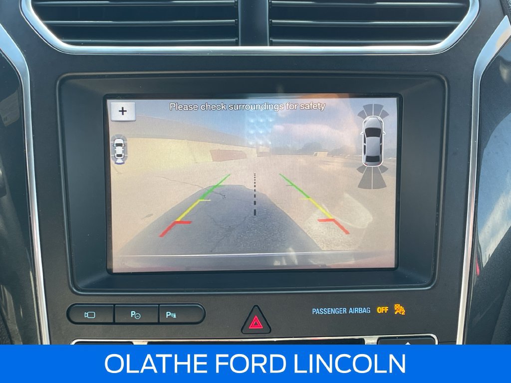 Used 2018 Ford Explorer Limited w/ Equipment Group 301A AWD/4WD image 23