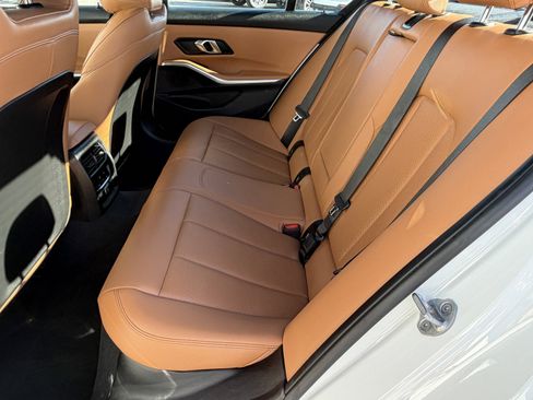 Used 2024 BMW 330i Sedan w/ Premium Package image 29