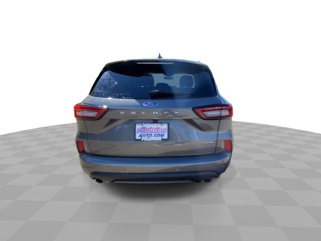 Used 2024 Ford Escape ST-Line w/ Tech Pack #1 AWD/4WD image 9
