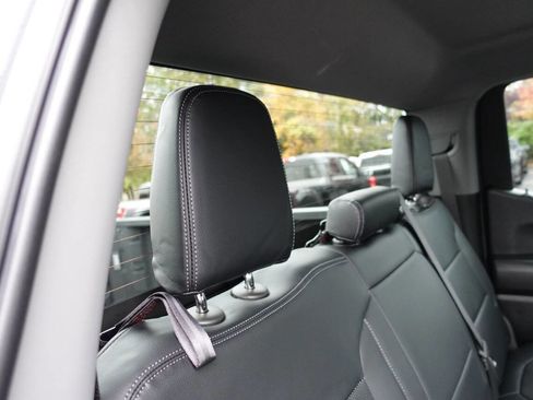 Used 2023 Chevrolet Silverado 1500 Custom image 30