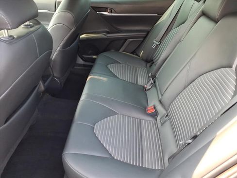 Used 2024 Toyota Camry SE FWD image 13