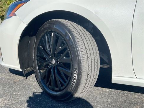 Used 2025 Nissan Altima 2.5 SV w/ SV Special Edition Package image 33