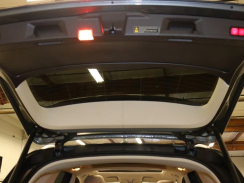 Used 2019 Mercedes-Benz GLE 400 4MATIC image 33