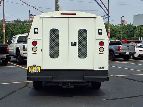 Used 2015 Ford E-350 and Econoline 350 Super Duty w/ Power Windows & Locks Group RWD image 23