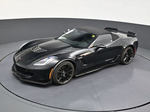 Used 2019 Chevrolet Corvette Z06 image 12