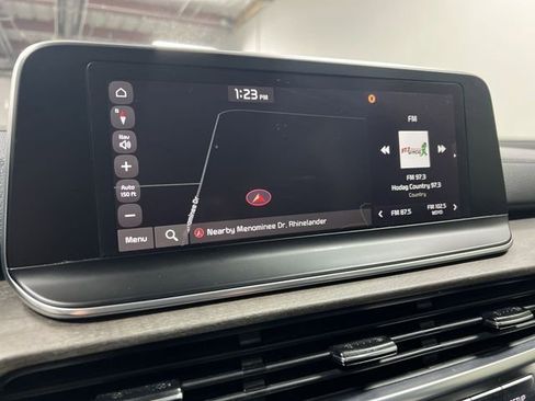 Used 2022 Kia Telluride EX w/ EX Premium Package image 14