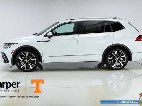 Used 2024 Volkswagen Tiguan SEL R-Line AWD/4WD image 40