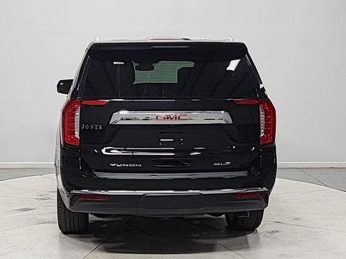 Used 2023 GMC Yukon SLT w/ SLT Premium Package AWD/4WD image 6