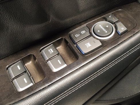 Used 2017 Kia Sorento L image 27