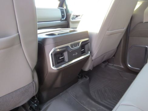 Used 2025 Chevrolet Silverado 1500 LTZ w/ Technology Package AWD/4WD image 15